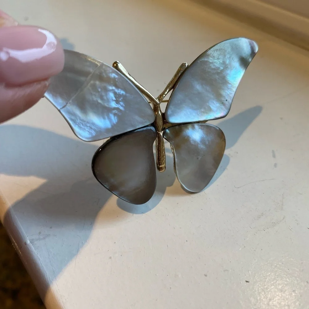 Butterfly Brooch vintage mother of pearl gold toned Cottagecore
